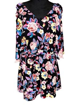 Bold Elements Black Floral V-Neck Ruffled Cold Shoulder Romper, Size Small NWOT